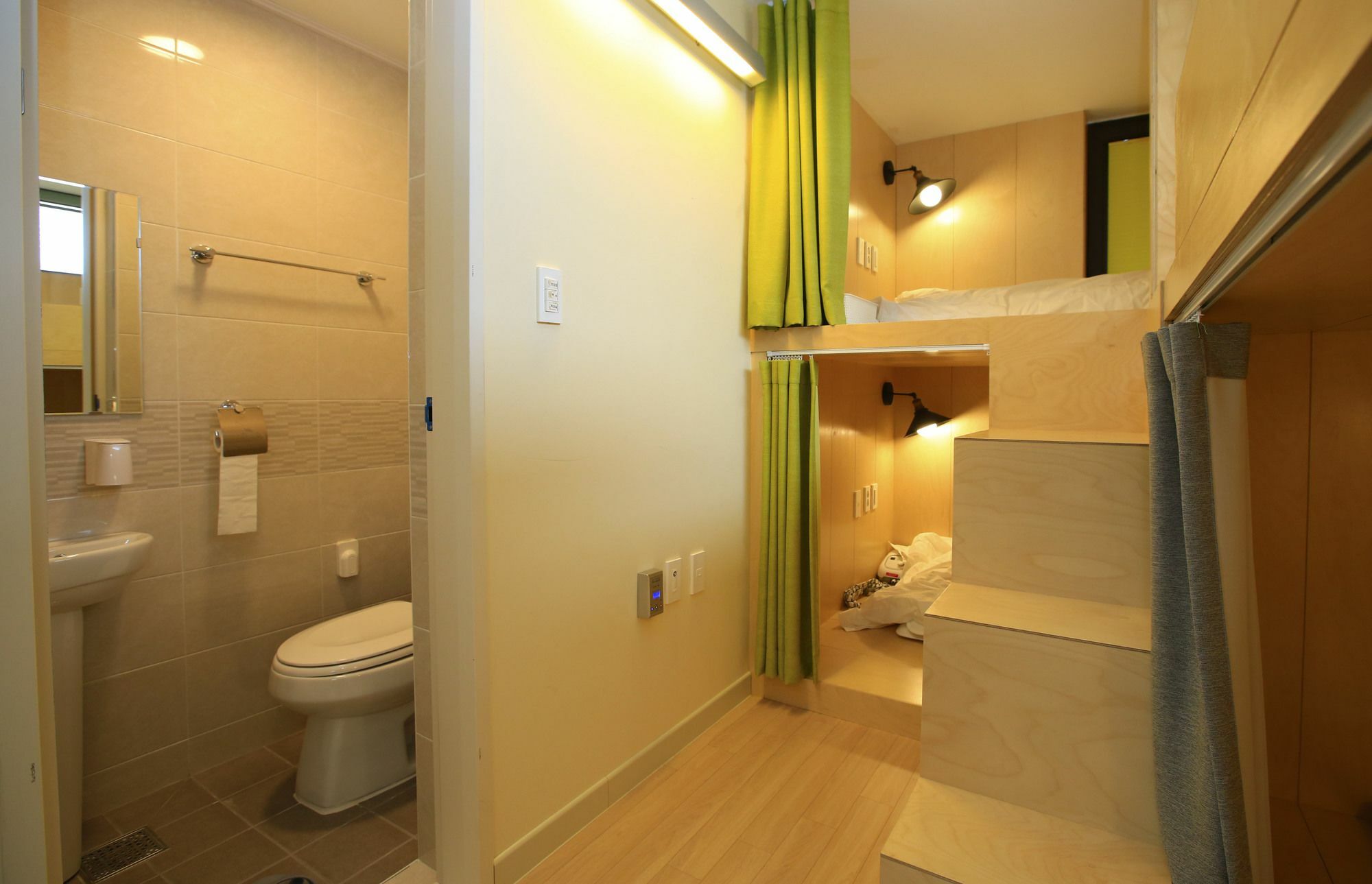 Dongdong Guesthouse Jeju Exterior foto