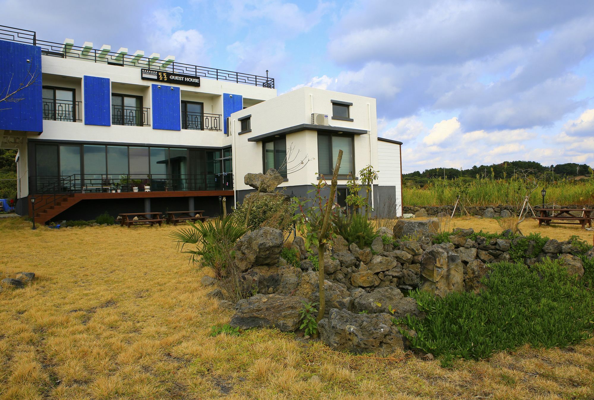 Dongdong Guesthouse Jeju Exterior foto